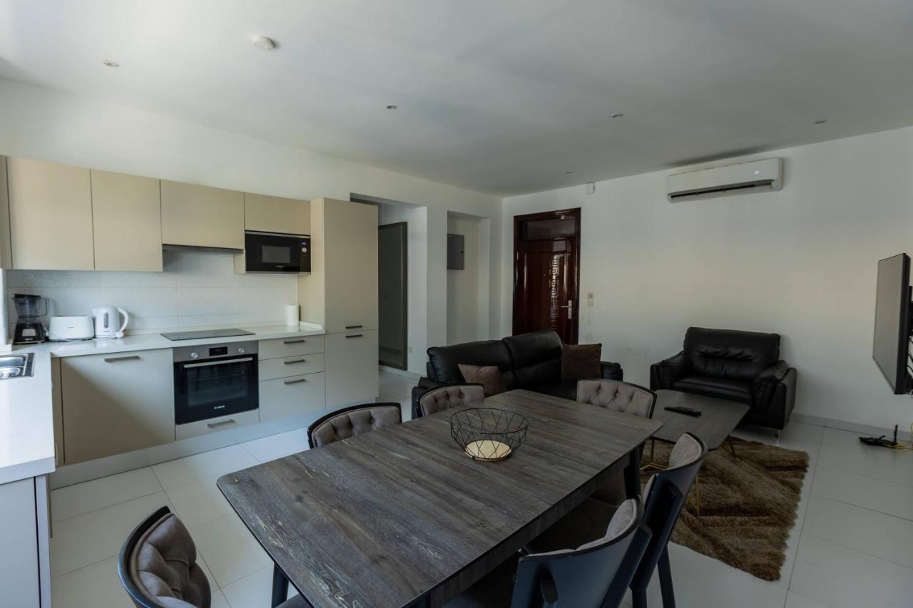 Accra Fine Suites - Henrietta'S Residences エクステリア 写真